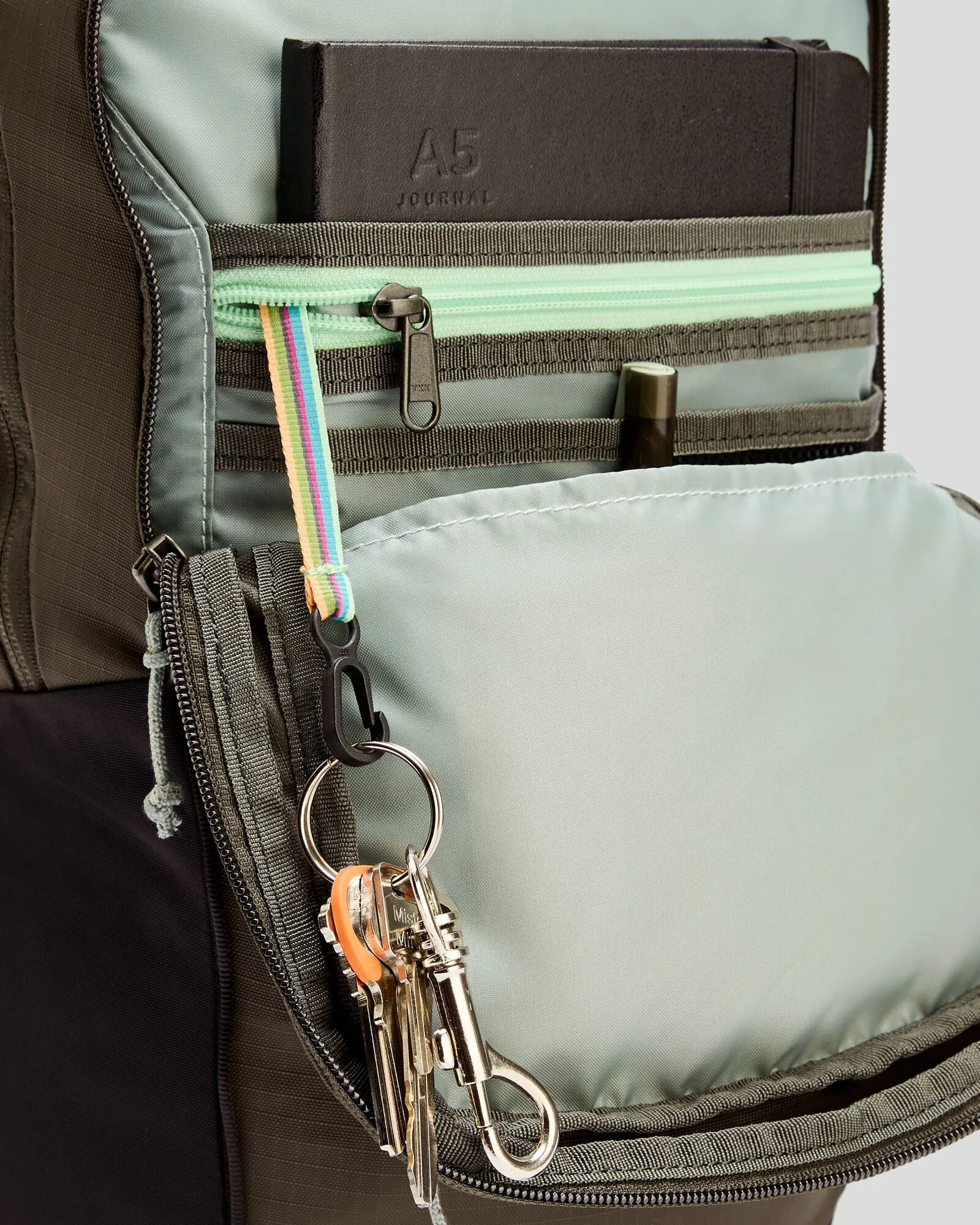 Axon Everyday Backpack - 25L - Dark Moss