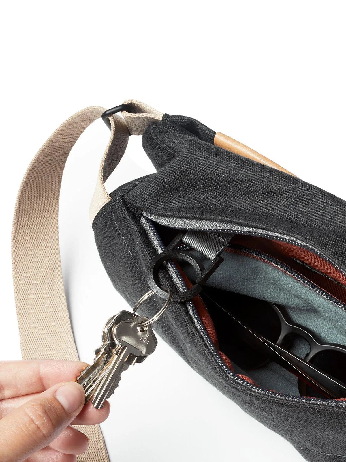 Bellroy Sling Bag Mini Charcoal Recycled