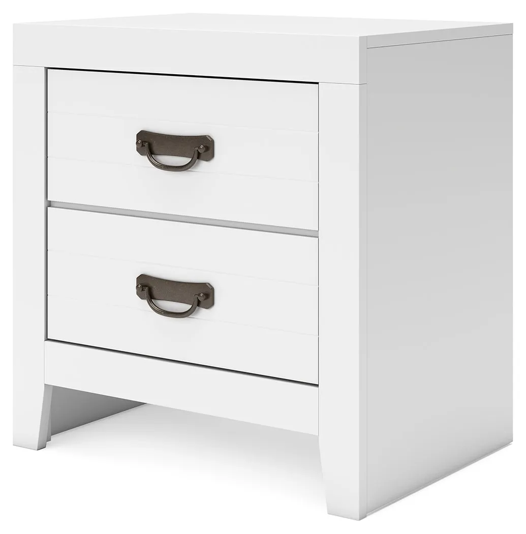 Binterglen Twin Panel Bed with Mirrored Dresser, Chest and Nightstand in White