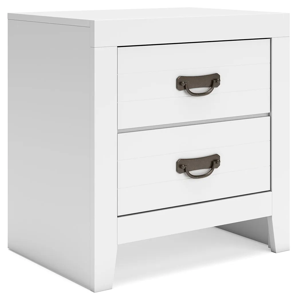 Binterglen Twin Panel Bed with Mirrored Dresser, Chest and Nightstand in White