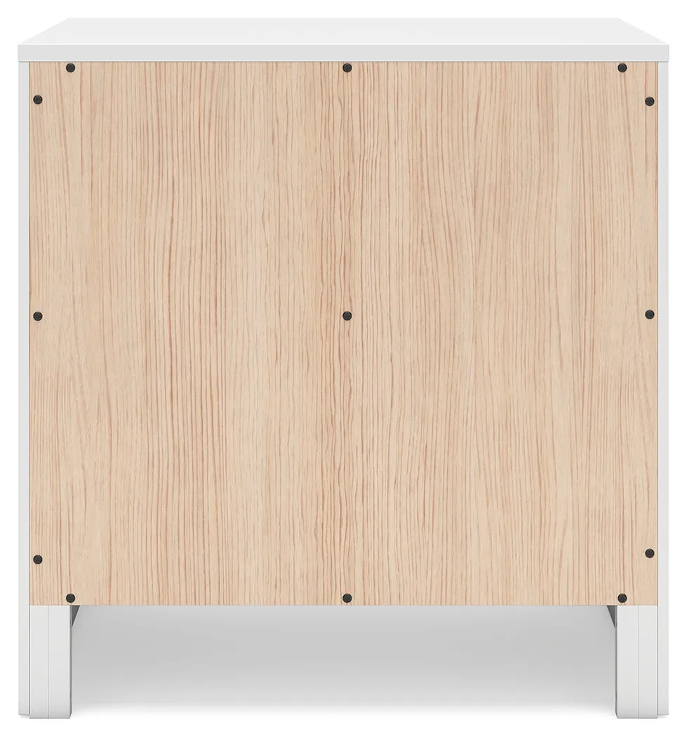 Binterglen Twin Panel Bed with Mirrored Dresser, Chest and Nightstand in White