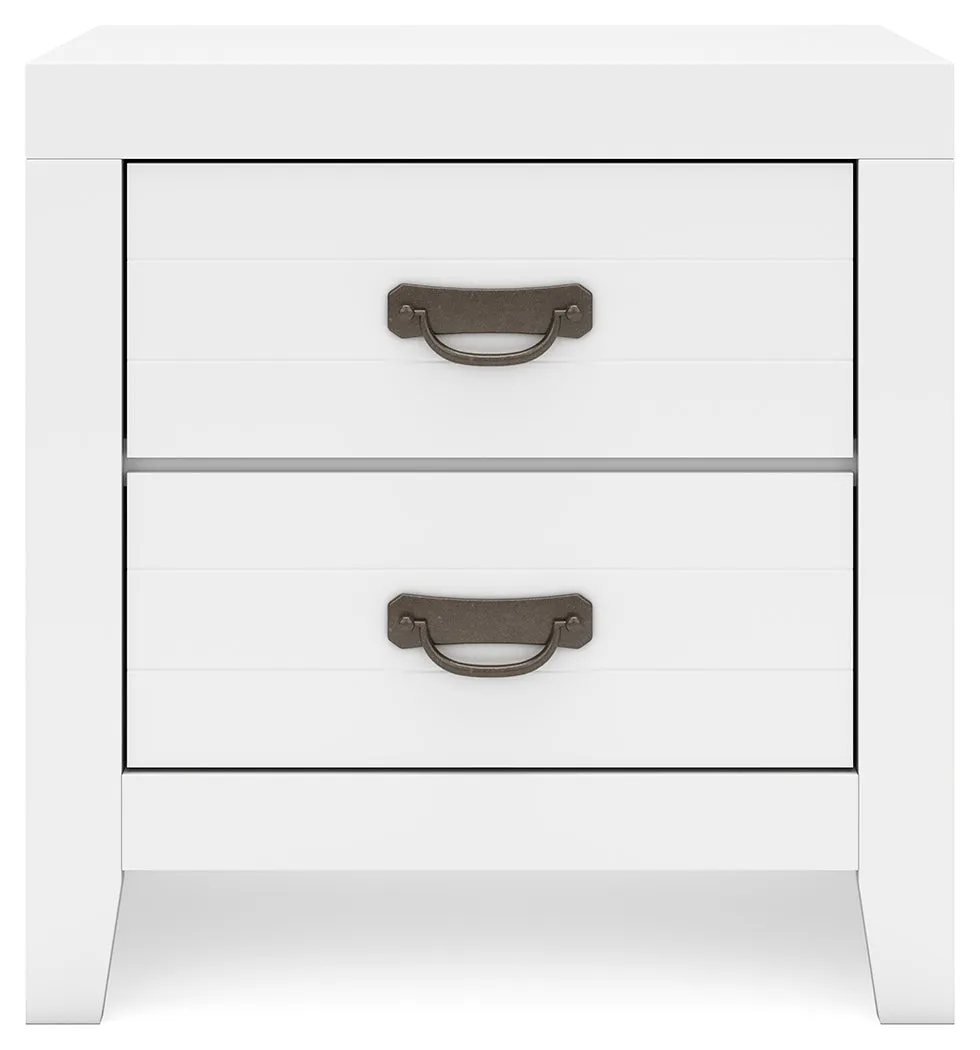 Binterglen Twin Panel Bed with Mirrored Dresser, Chest and Nightstand in White