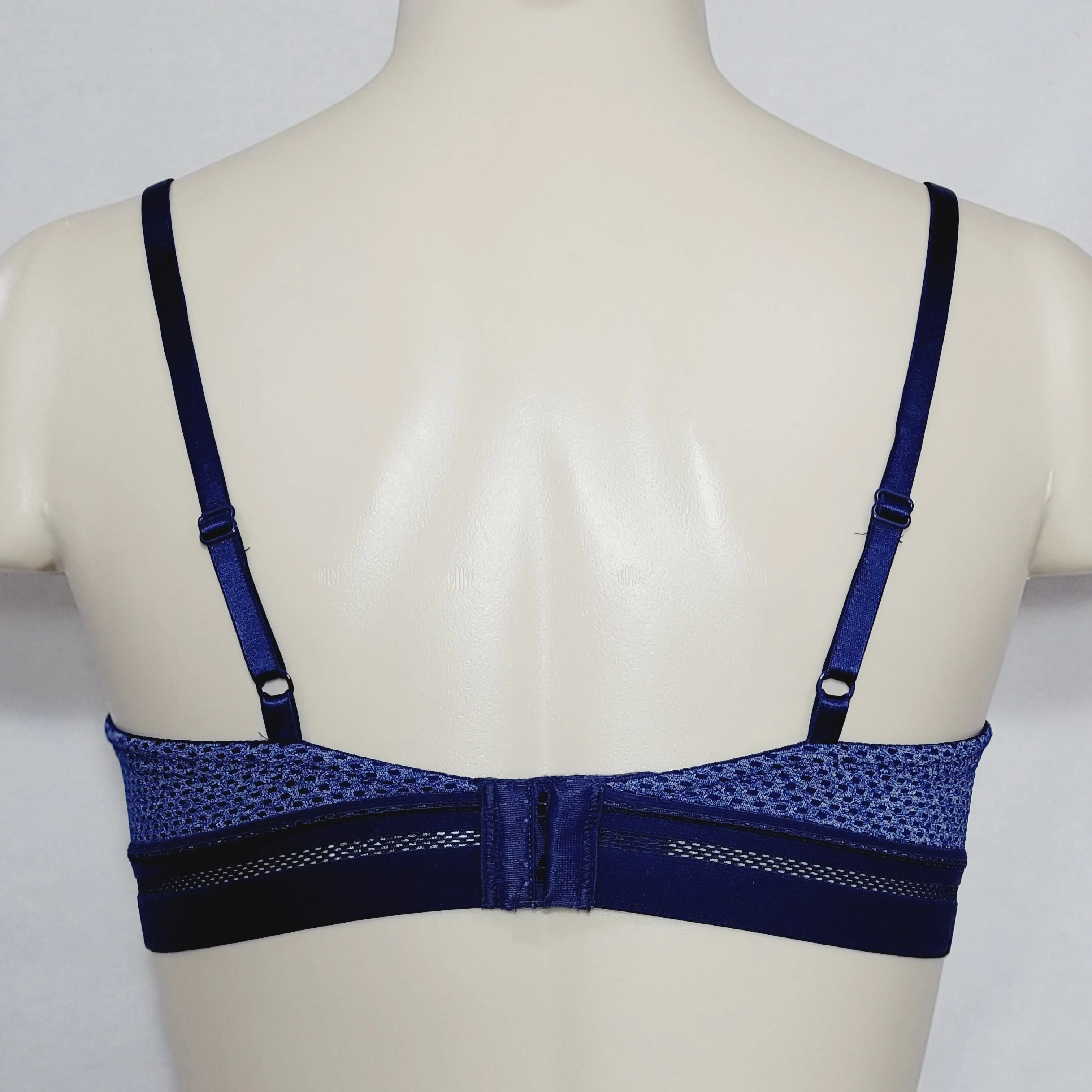 b.tempt'd 953258 by Wacoal Spectator Contour Underwire Bra 32D Blue NWT
