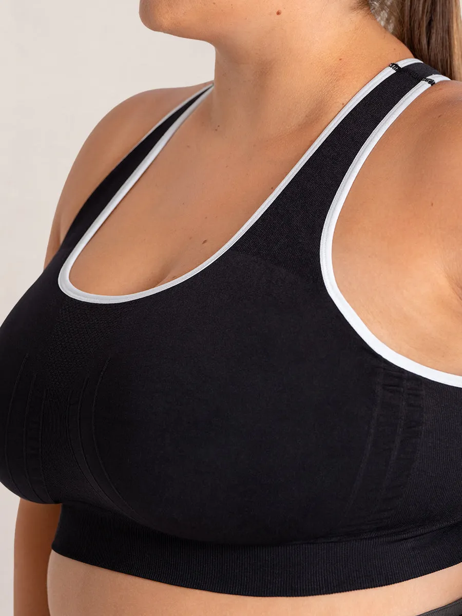 Bundle Truekind® & Shapermint Essentials  - 1 Seamless Racerback Sports Bra   1 Bike Short