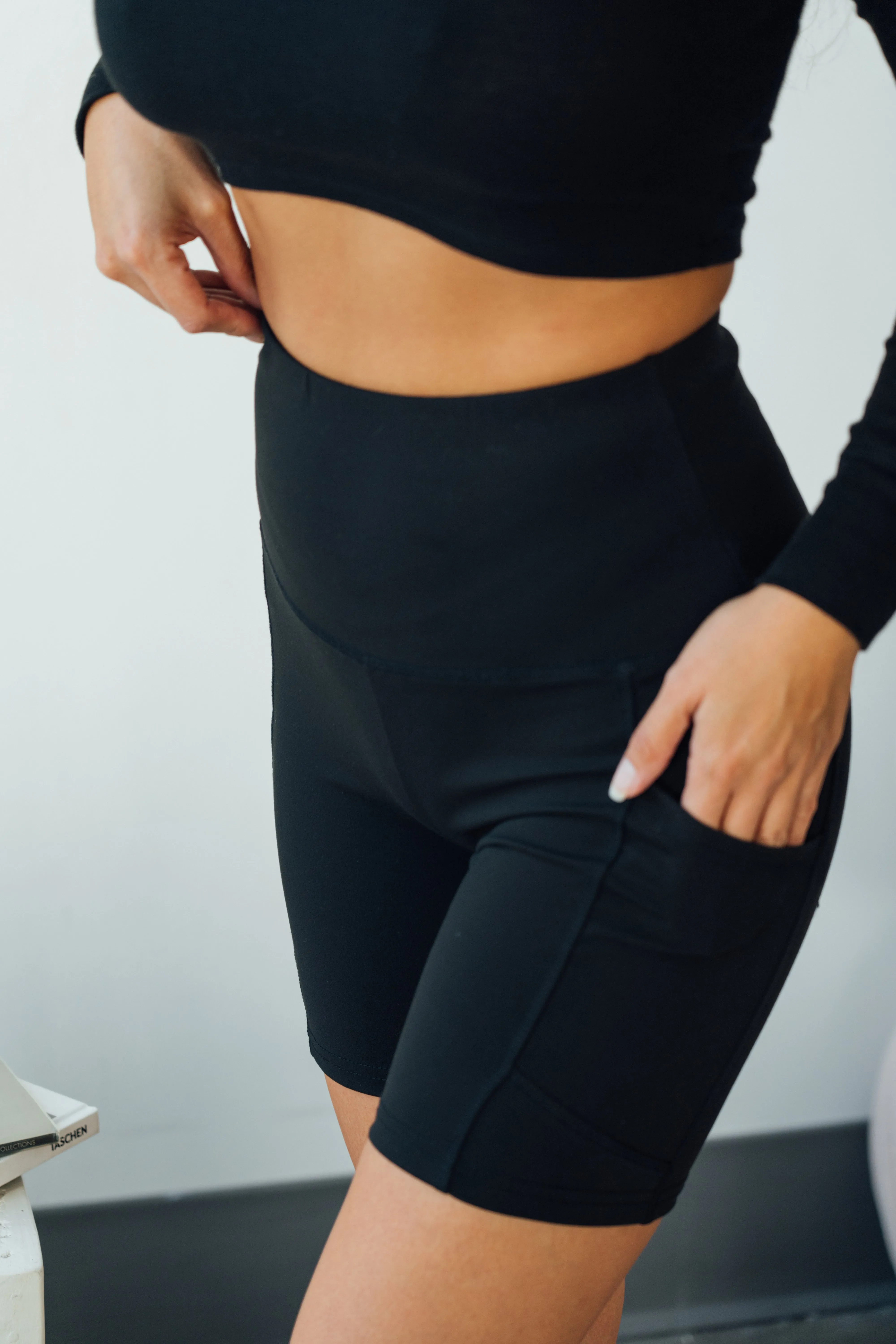 Essential Everyday Biker Short - Black