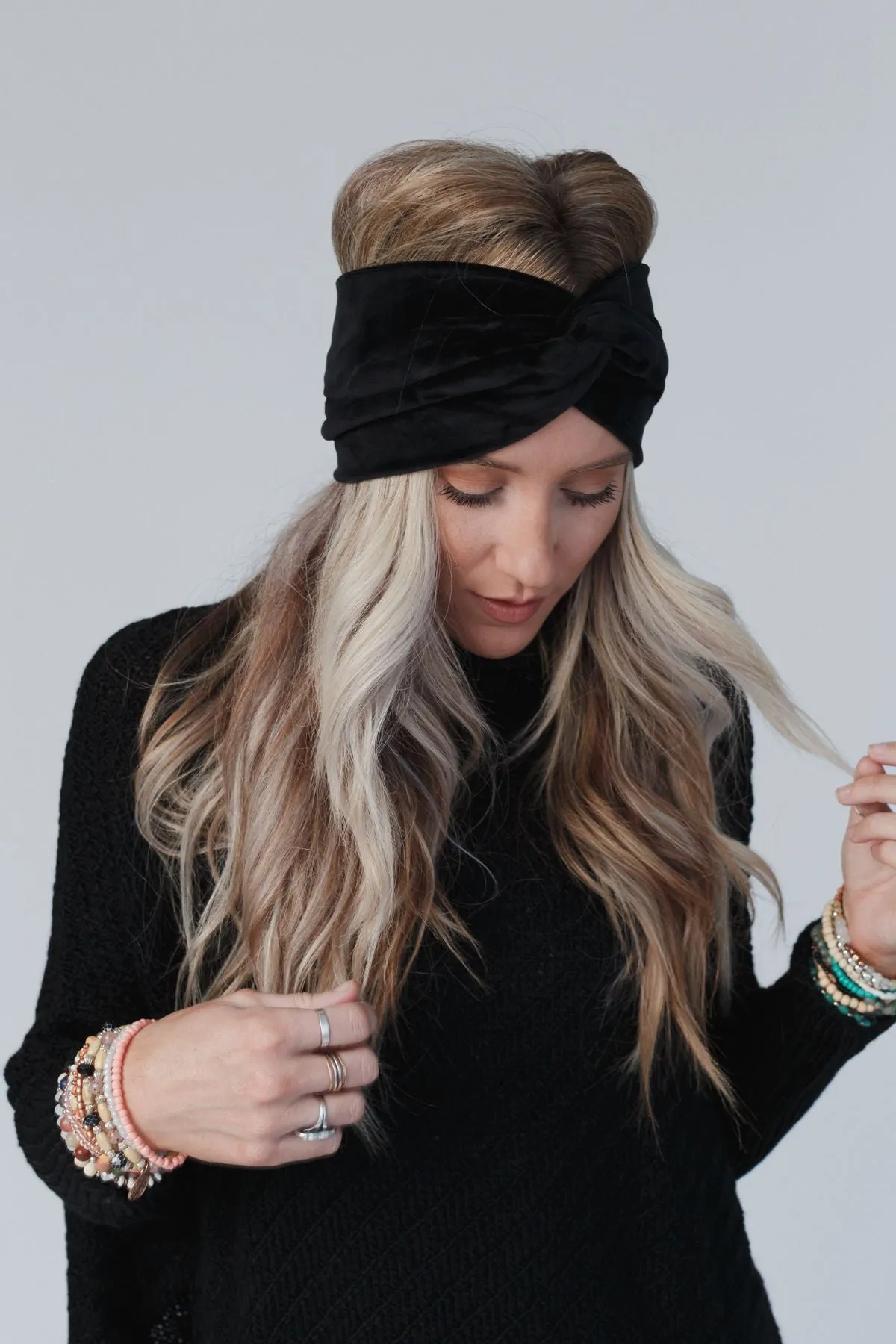 Everyday Velvet Headband - Black