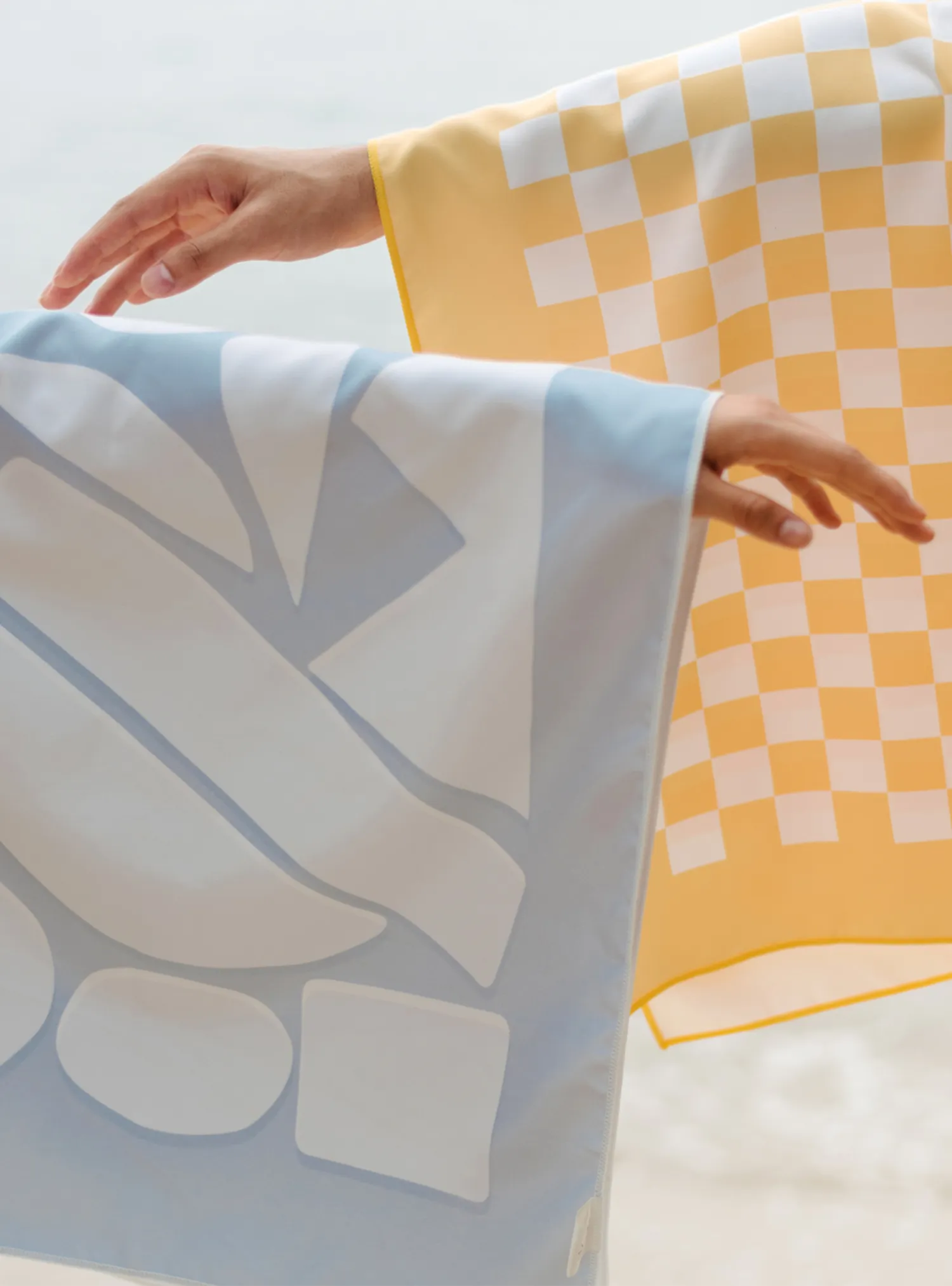 Mini Travel Towel (Oasis)