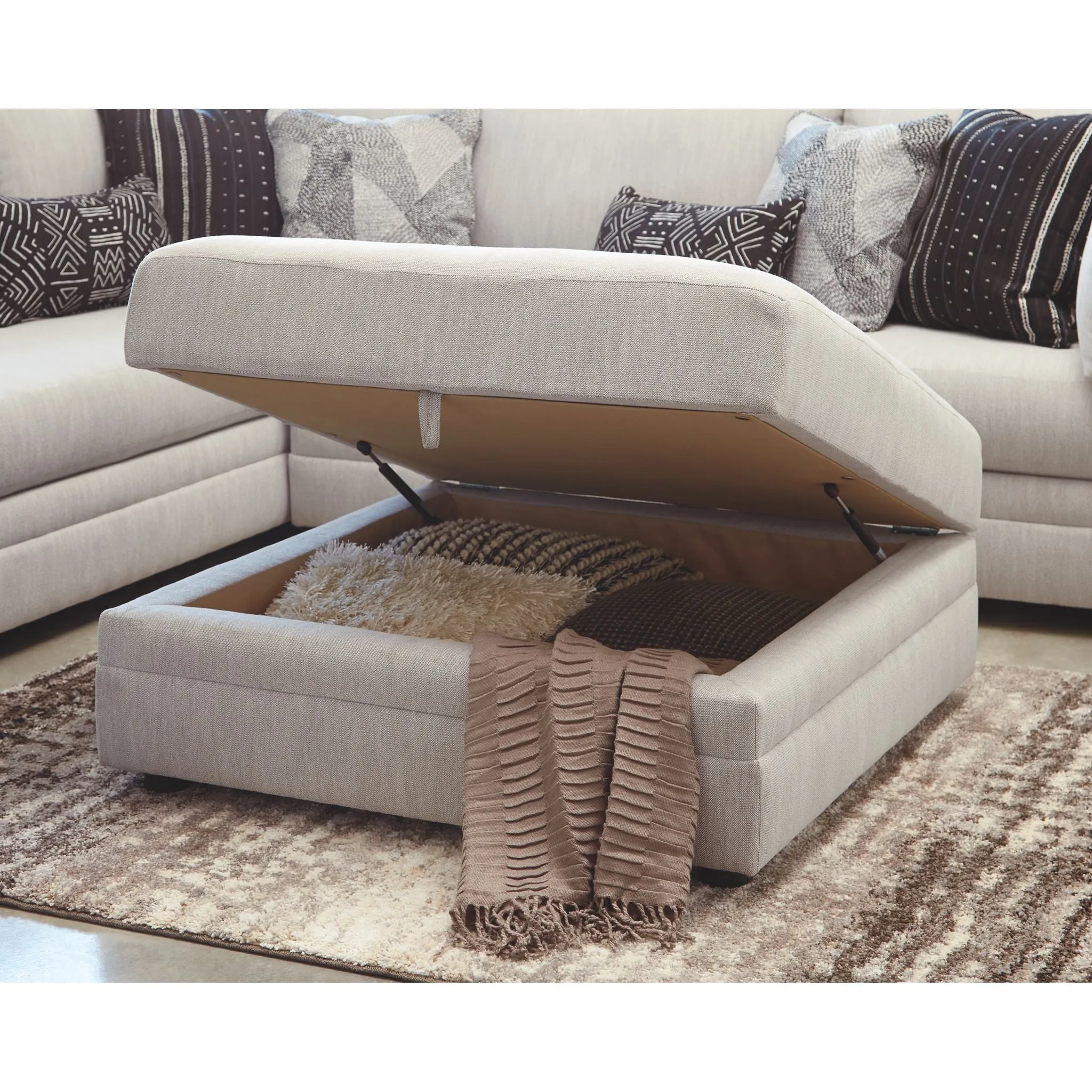 Neira Ottoman - Fog