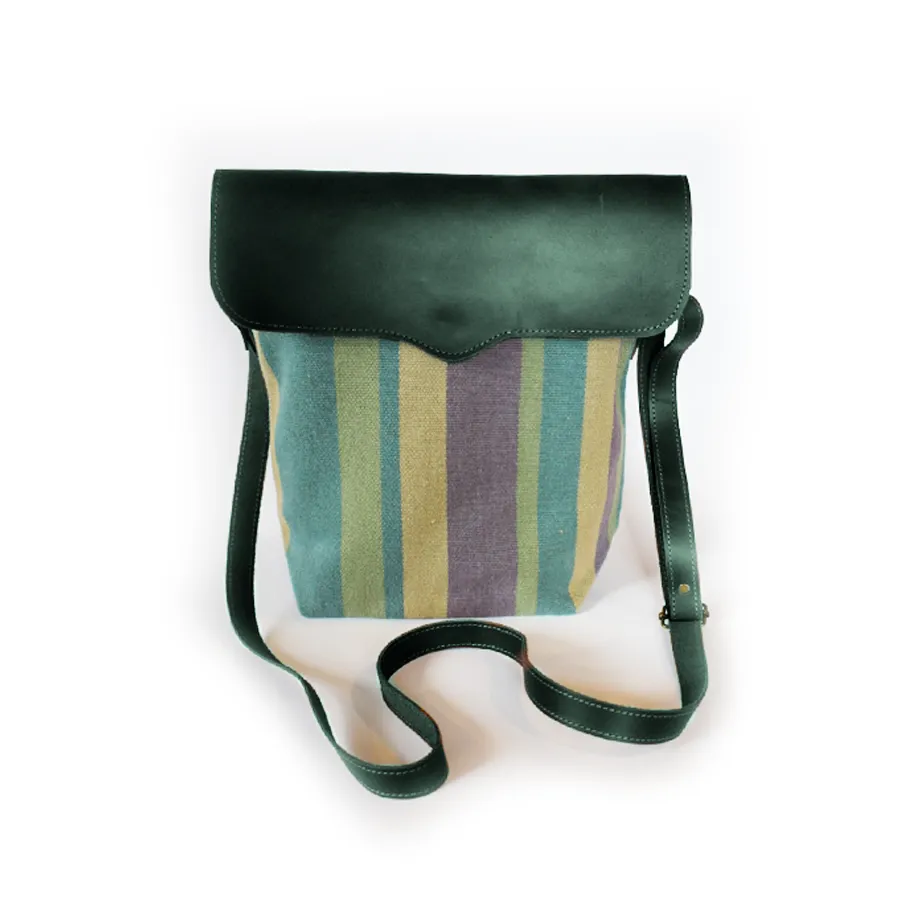 Serendipity Crossbody in Jacaranda